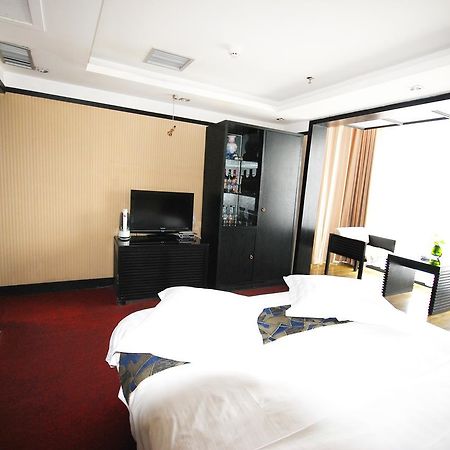 ホテル Xinjiang Yema International Clubhouse ウルムチ市 エクステリア 写真