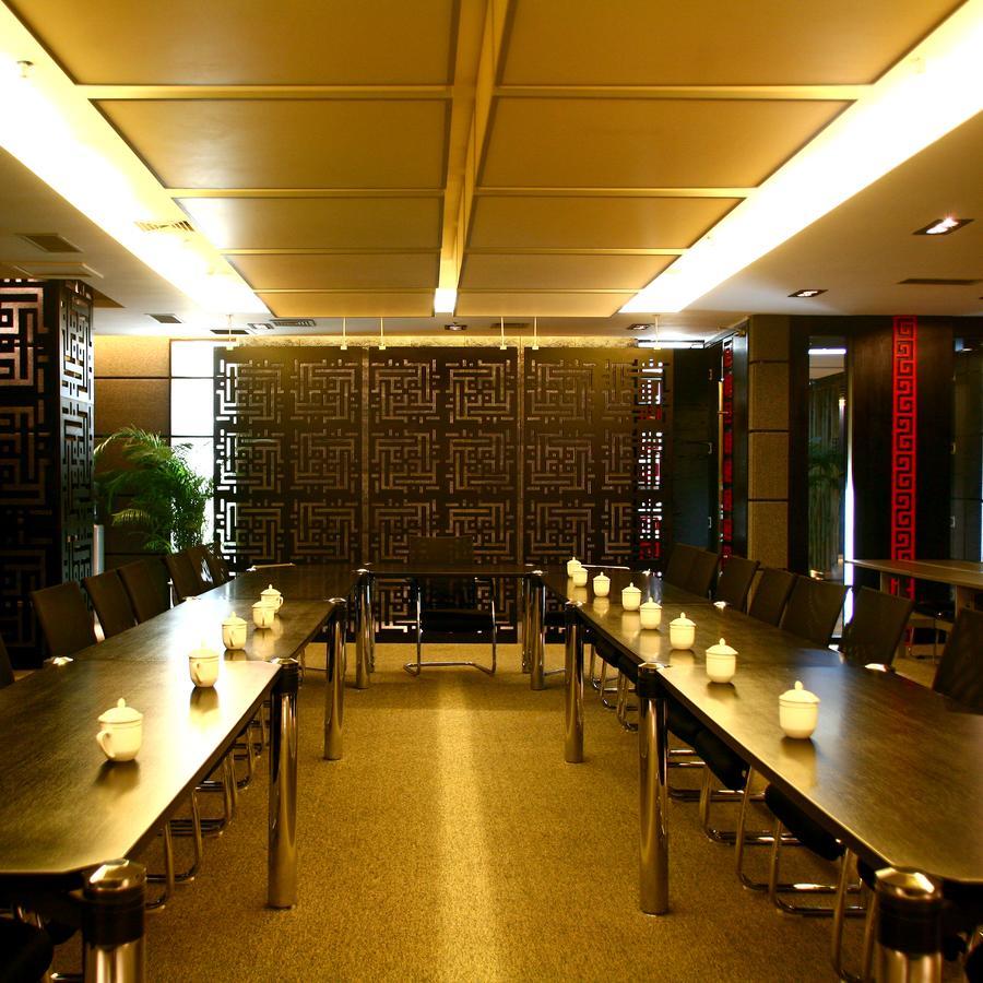ホテル Xinjiang Yema International Clubhouse ウルムチ市 エクステリア 写真