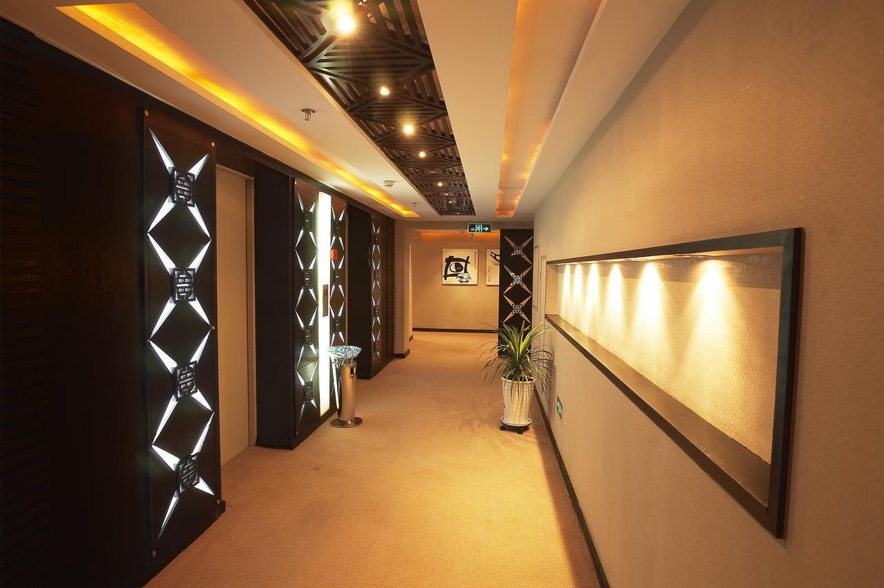 ホテル Xinjiang Yema International Clubhouse ウルムチ市 エクステリア 写真